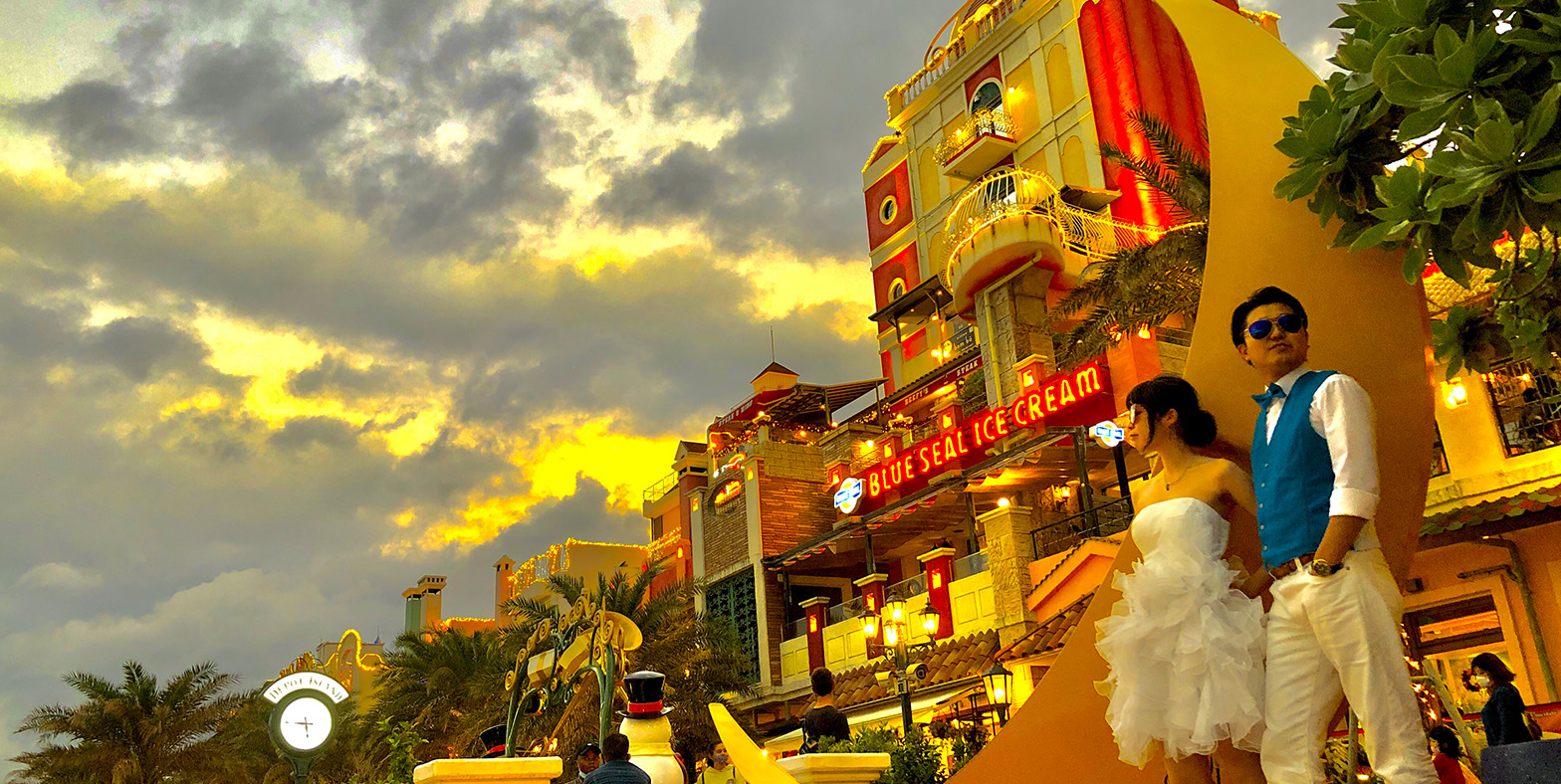 24 米国を味わう美浜アメリカンビレッジ ウェディングフォト 沖縄編 ハネムーン 遠藤夫婦ラプソディ